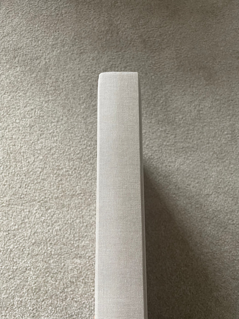 Einband eines Buches